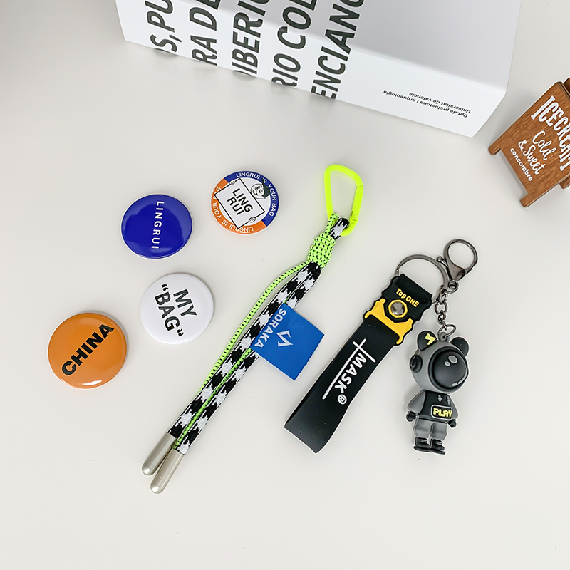 TIE-UP + FLASH BEAR + TL4 BADGE